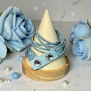 💎Touchstone Crystal💎Denim Blue Swarovski Wrap-Star Bracelet/NWOT